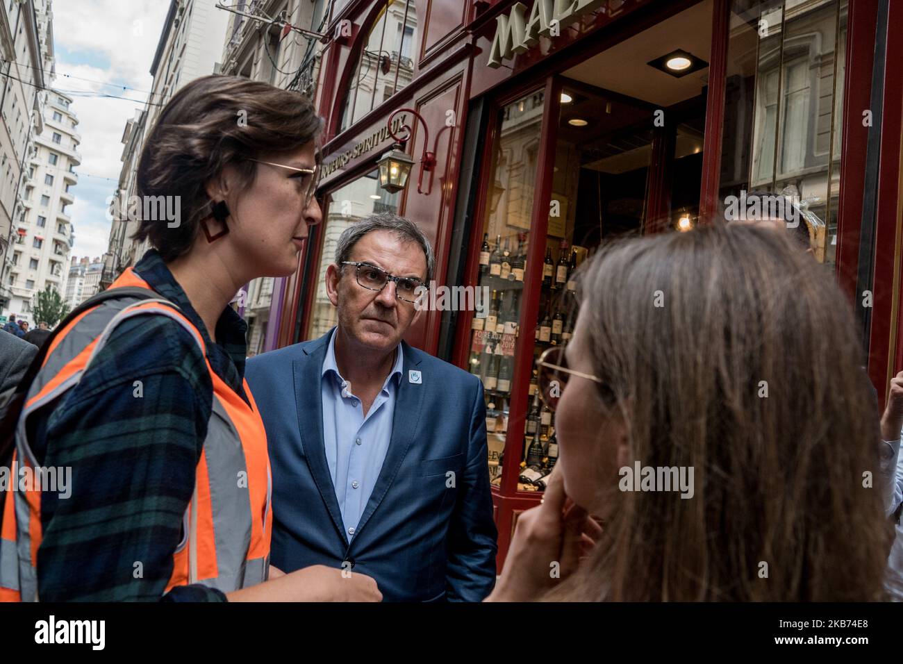 Walk of the President of the Lyon Metropolitan Area David Kimelfeld on the occasion of the first day of pedestrianisation testing in the city center of Lyon, France, on 28 September 2019. (Photo by Nicolas Liponne/NurPhoto) Stock Photo
