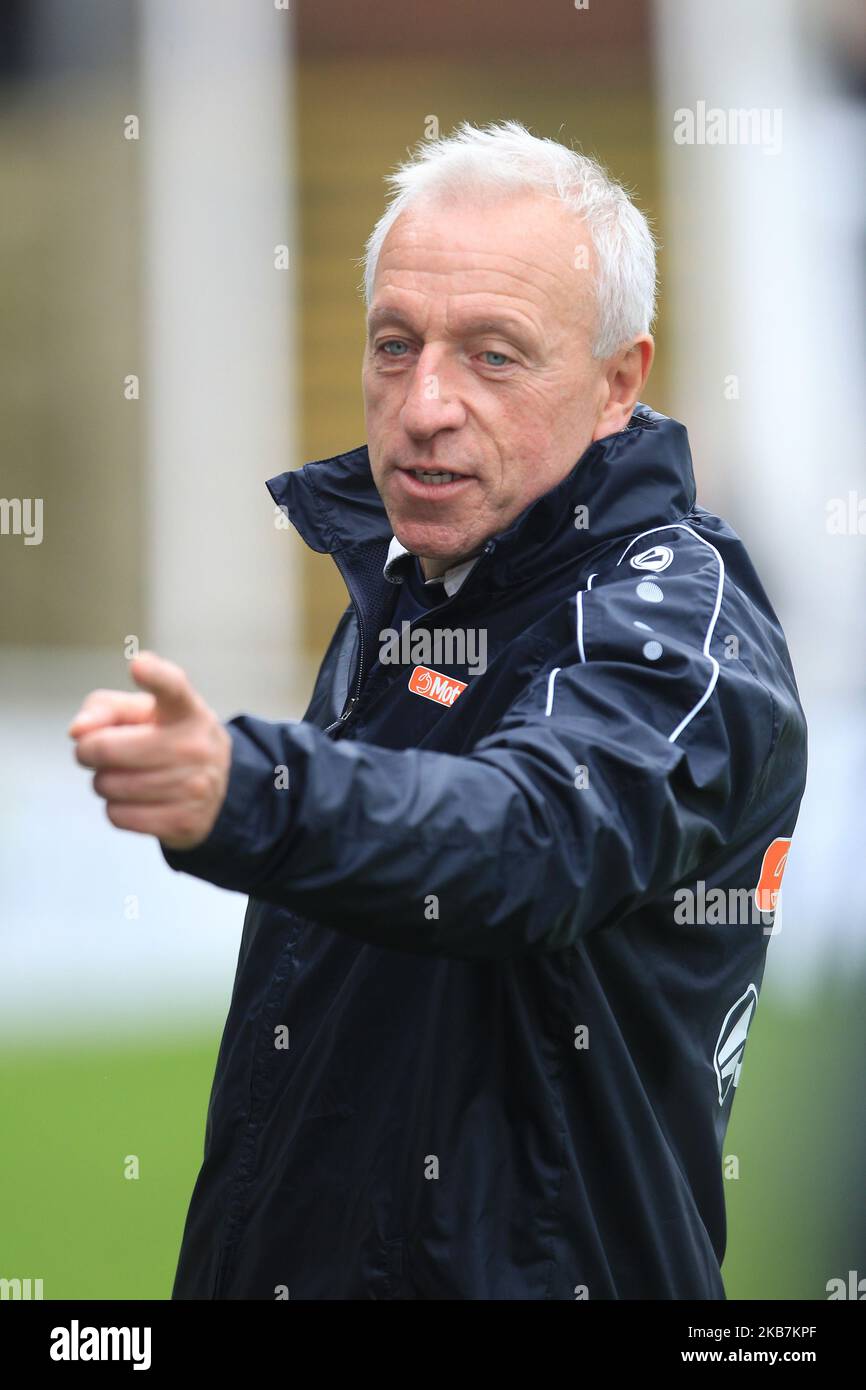 Team Coach Ged Macnamee Hi Res Stock Photography And Images Alamy Team Coach Ged Macnamee Hi Res Stock Photography And Images Alamy