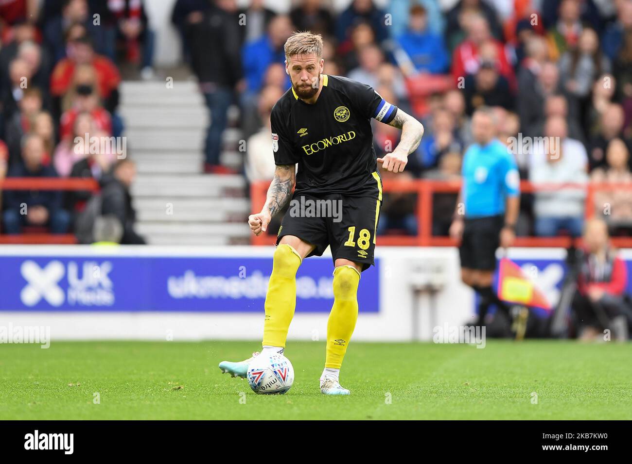 Pontus Jansson (18) of Brentford during the Sky Bet Championship match between Nottingham Forest and Brentford at the City Ground, Nottingham on Saturday 5th October 2019. (Photo by Jon Hobley/MI News/NurPhoto) Stock Photo