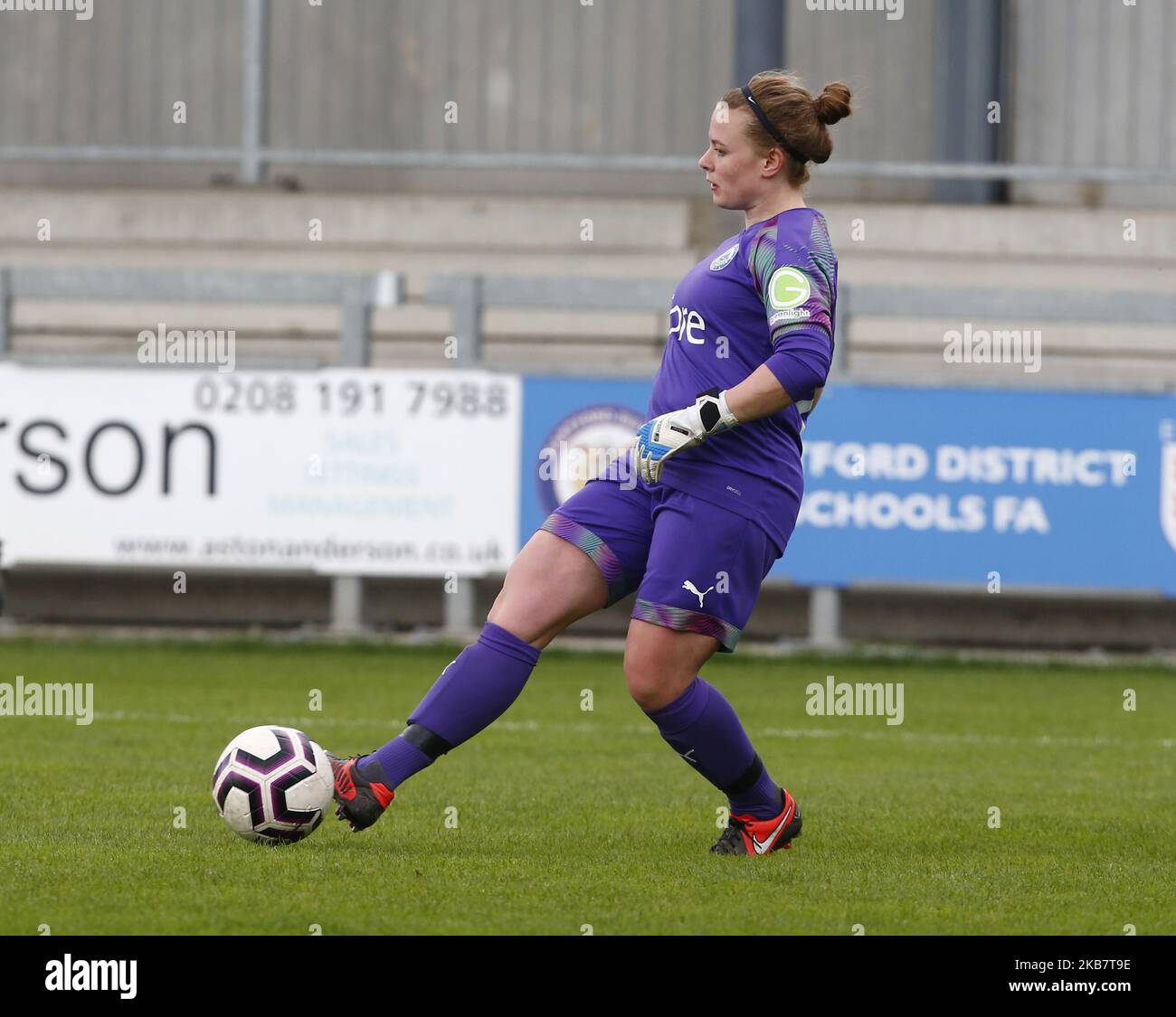 Amy Mullett of Billericay Town Ladies during Women's FA Cup 2nd Round Qualifier between Dartford FC Women and Billericay Town Ladies at Princes Park Stadium , Dartford, England on 06 October 2019 (Photo by Action Foto Sport/NurPhoto) Stock Photo