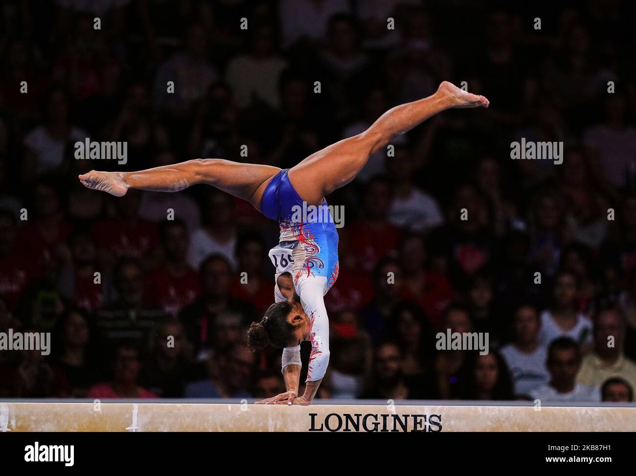 Melanie De Jesus Dos Santos of France during balance beam for women at ...