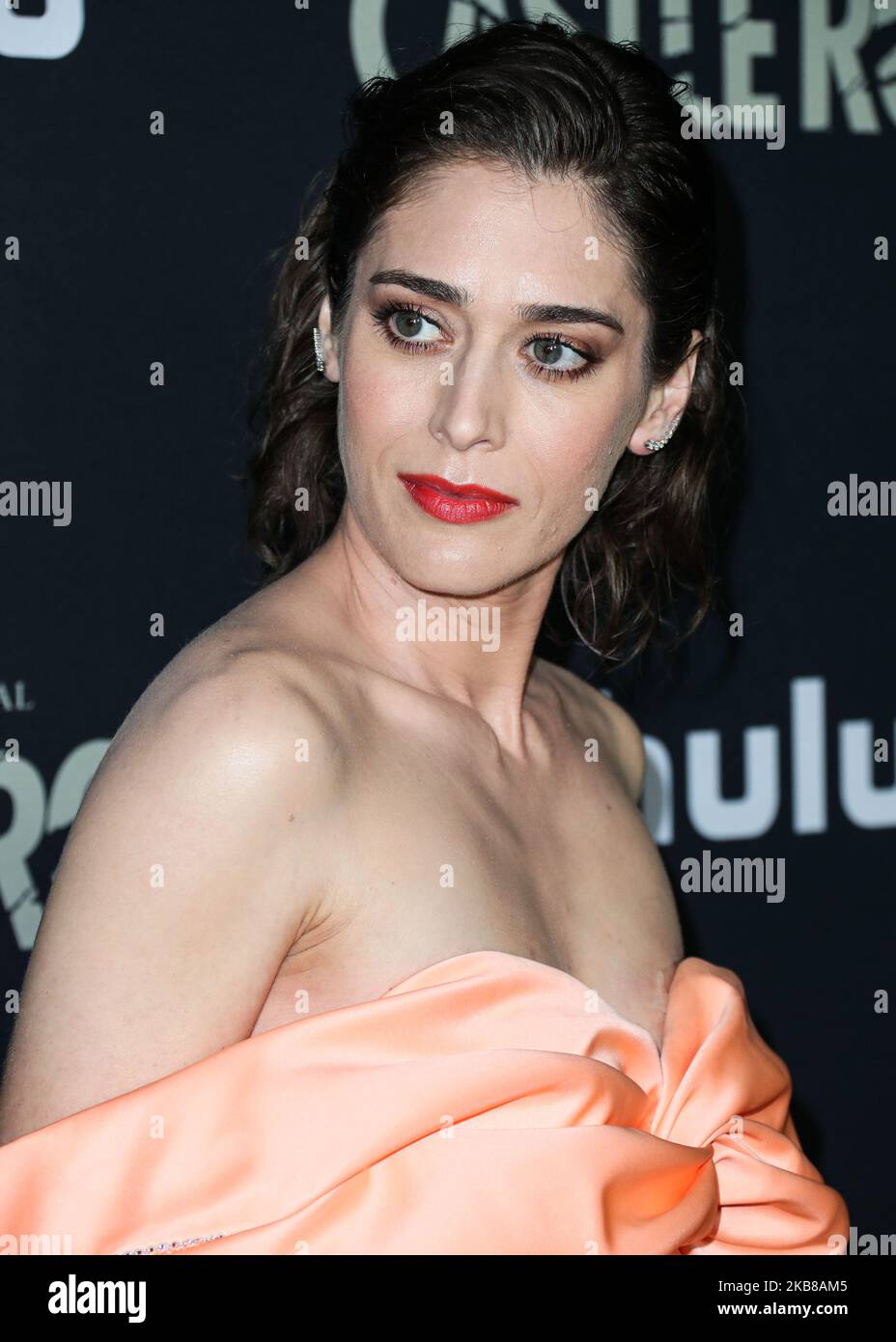 WEST HOLLYWOOD, LOS ANGELES, CALIFORNIA, USA - OCTOBER 14: Actress Lizzy Caplan arrives at the Los Angeles Premiere Of Hulu's 'Castle Rock' Season 2 held at AMC Sunset 5 on October 14, 2019 in West Hollywood, Los Angeles, California, United States. (Photo by Xavier Collin/Image Press Agency/NurPhoto) Stock Photo