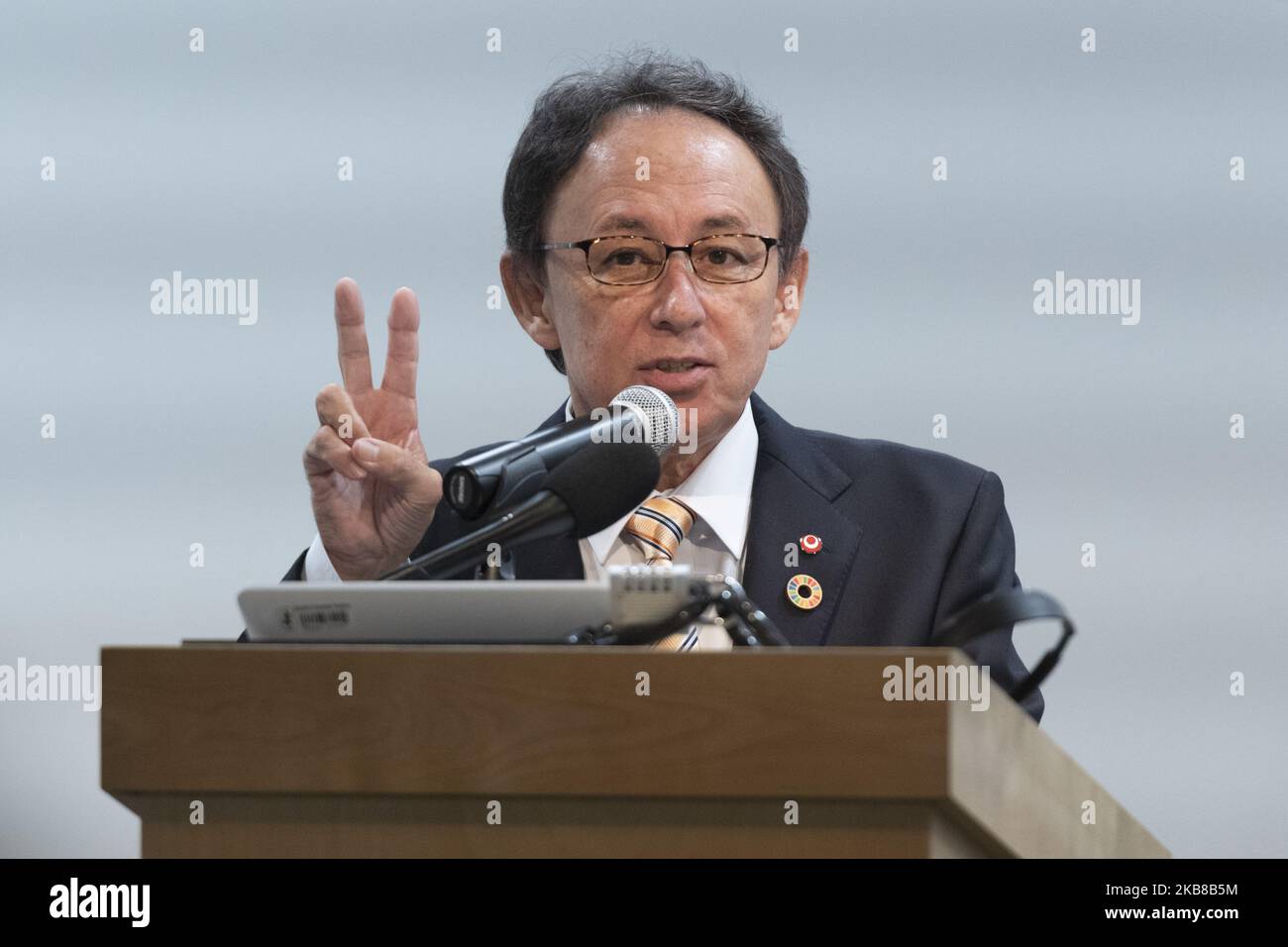 Governor of Okinawa Denny Tamaki speaks at Stanford University in Stanford, California on October 14, 2019. Governor Tamaki talks about the issue of U.S. military presence in Okinawa, Japan. (Photo by Yichuan Cao/NurPhoto) Stock Photo