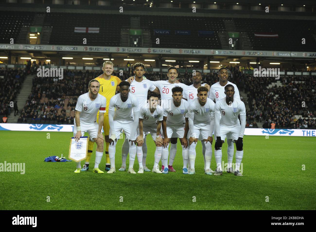 England Under 21s Team Photo Back Row:- Aaron Ramsdale, Lloyd Kelly, Dwight McNeil, Marc Guehi and Joe Willock of England U21s. Front Row:- Tom Davies, Callum Hudson-Odoi, Phil Foden, James Justin, Max Aarons and Eddie Nketiah of England U21s. during UEFA Under 21 Championship Qualifiers between England Under 21 and Austria Under 21 at Stadium MK in Milton Keynes, England on October 15, 2019 (Photo by Action Foto Sport/NurPhoto) Stock Photo