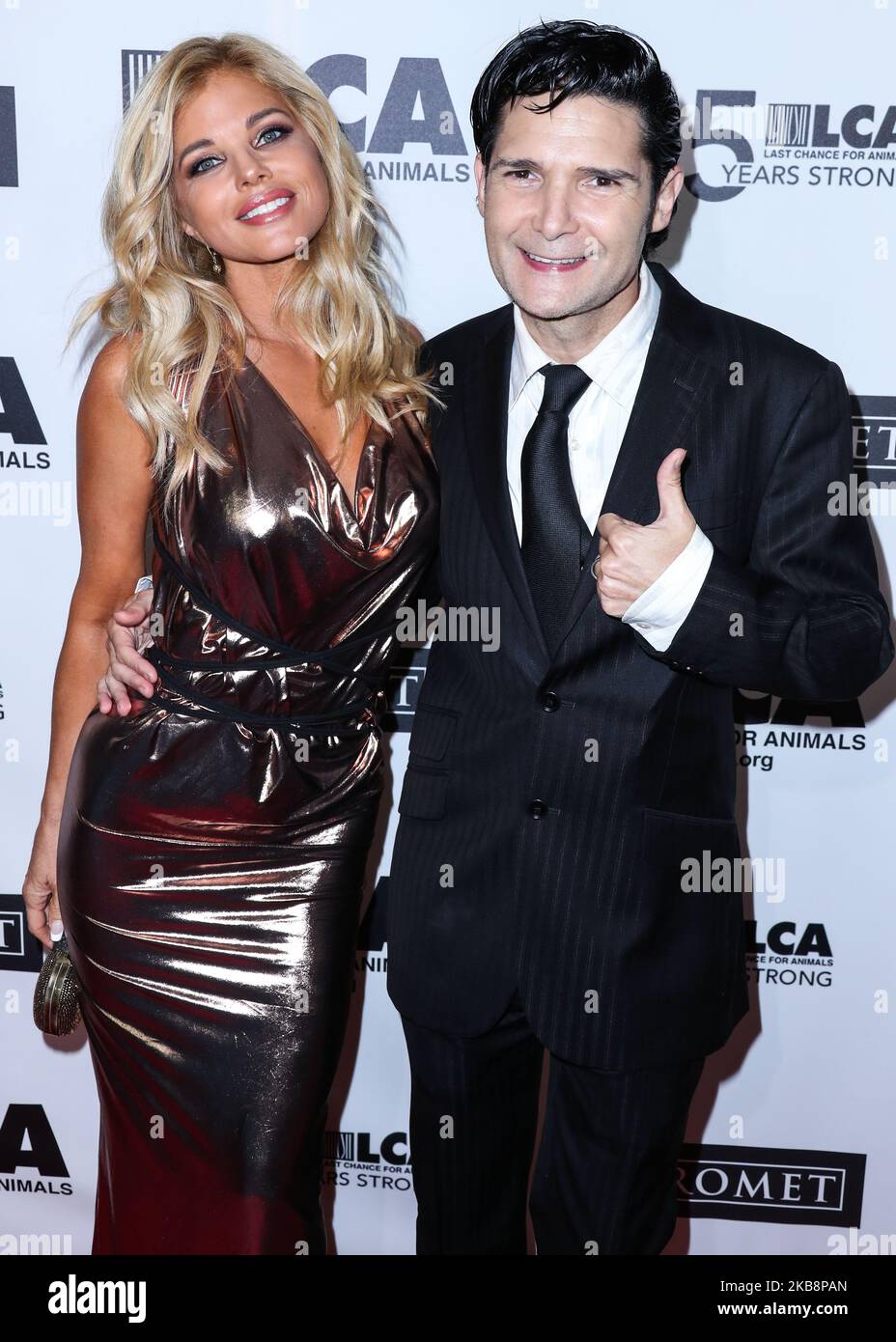 BEVERLY HILLS, LOS ANGELES, CALIFORNIA, USA - OCTOBER 19: Donna D'Errico and Corey Feldman arrive at the Last Chance For Animals' 35th Anniversary Gala held at The Beverly Hilton Hotel on October 19, 2019 in Beverly Hills, Los Angeles, California, United States. (Photo by Xavier Collin/Image Press Agency/NurPhoto) Stock Photo