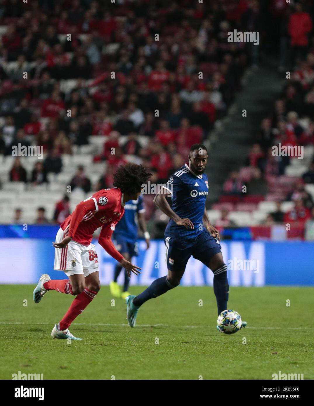 Lyon Forward Moussa Dembele in action during the UEFA Champions League Group G match between SL Benfica and Olympique Lyon at Estadio da Luz on October 23, 2019 in Lisbon, Portugal. (Photo by Paulo Nascimento/DPI/NurPhoto) Stock Photo