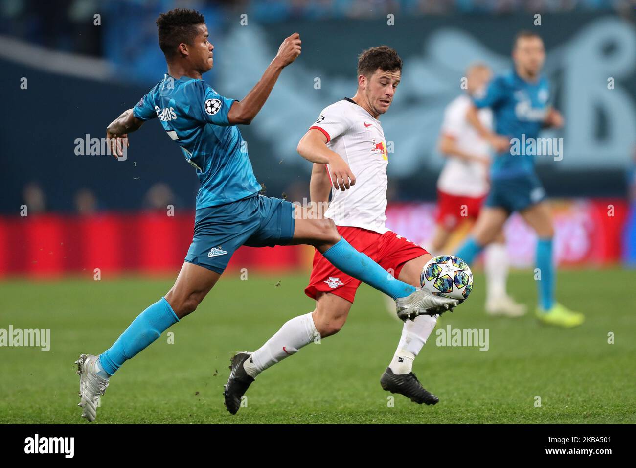 Wílmar Barrios of FC Zenit Saint Petersburg (L) and Diego Demme of RB Leipzig vie for the ball during the UEFA Champions League group G match between FC Zenit St. Petersburg and RB Leipzig at the Saint Petersburg Stadium on November 05, 2019 in St.Petersburg, Russia. (Photo by Igor Russak/NurPhoto) Stock Photo