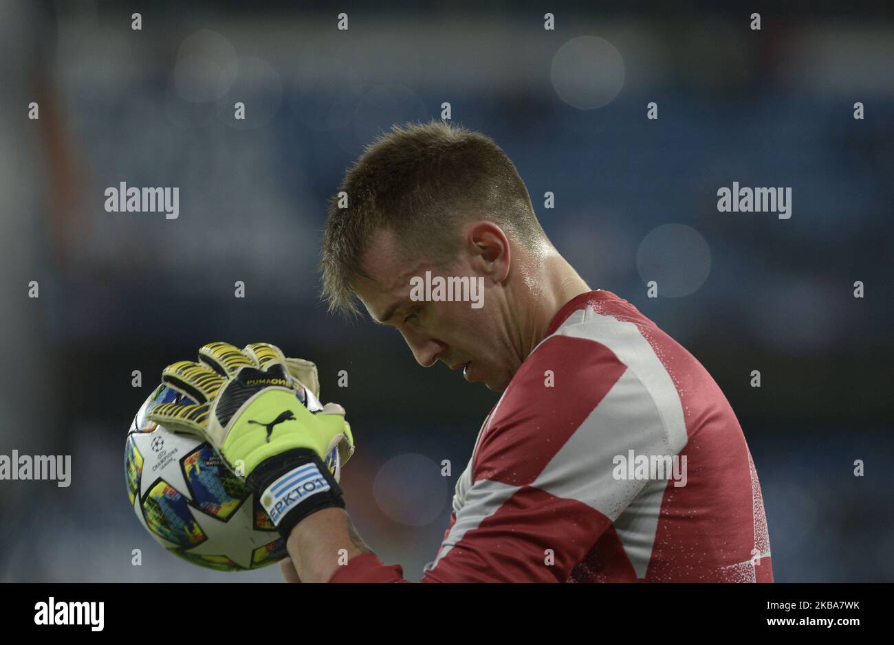 Muslera of Galatasaray Spor Kulübü during a match between Real Madrid vs Galatasaray Spor Kulübü for the UEFA Champions League at Santiago Bernabéu Stadium on 6 November 2019 in Madrid, Spain. (Photo by Patricio Realpe/ChakanaNews/NurPhoto) Stock Photo