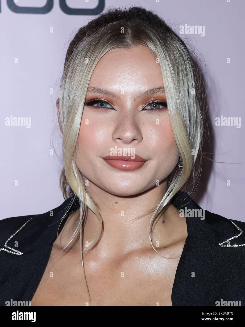 WEST HOLLYWOOD, LOS ANGELES, CALIFORNIA, USA NOVEMBER 07 Model Josie