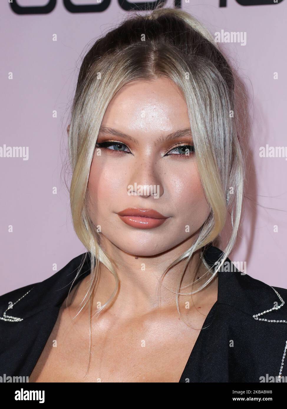 WEST HOLLYWOOD, LOS ANGELES, CALIFORNIA, USA NOVEMBER 07 Model Josie