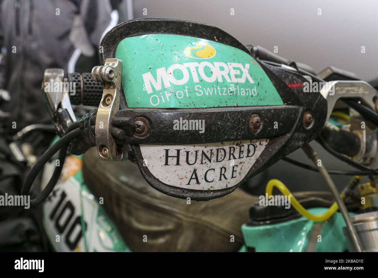 Hero cycle hi res stock photography and images Alamy