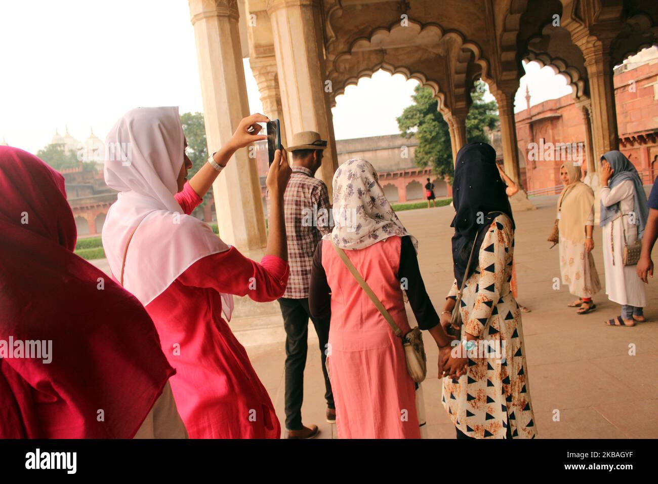 Tourists visit the Agra fort at Rakabganj area in Agra, Uttar Pradesh, India on November 08, 2019. It was the main residence of the emperors of the Mughal Dynasty until 1638, when the capital was shifted from Agra to Delhi. (Photo by Mayank Makhija/NurPhoto) Stock Photo