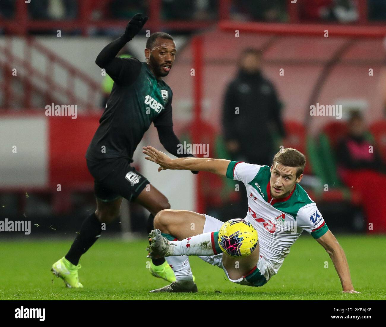 Dmitri Zhivoglyadov (R) of FC Lokomotiv Moscow and Manuel Fernandes of FC Krasnodar vie for the ball during the Russian Football League match between FC Lokomotiv Moscow and FC Krasnodar at RZD Arena on November 10, 2019, in Moscow, Russia. (Photo by Igor Russak/NurPhoto) Stock Photo