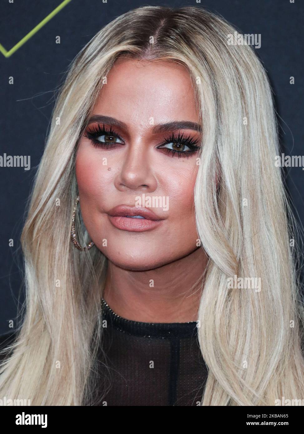SANTA MONICA LOS ANGELES CALIFORNIA USA NOVEMBER 10 Khloe santa-monica-los-angeles-california-usa-november-10-khloe