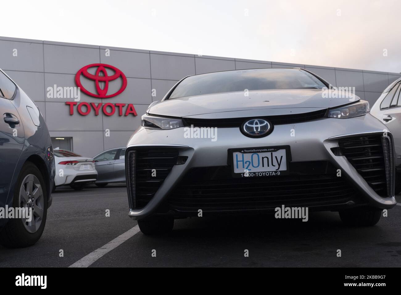 Toyota Mirai hydrogen fuel cell car. is seen at a car dealership in San Jose, California, United States on Tuesday, November 19, 2019. Toyota has supported President Donald Trump's plan to bar California from setting its own vehicle emissions rules. California governor Gavin Newsom said on Monday it will halt all purchases of new vehicles for state government fleets from GM, Toyota and Fiat Chrysler. (Photo by Yichuan Cao/NurPhoto) Stock Photo
