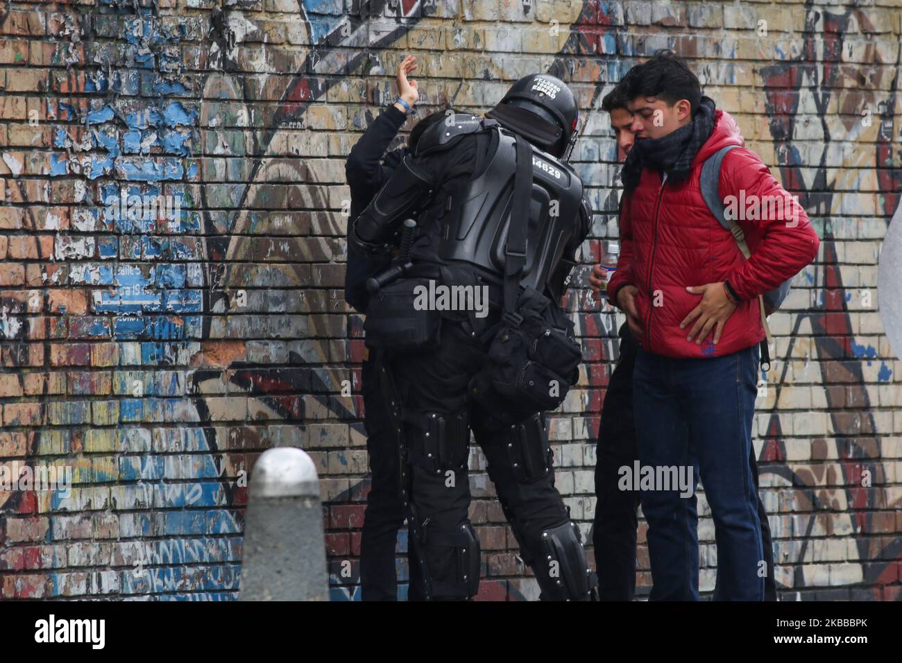 Trike Riot Standing National strike in bogota hi-res stock photography and images - Alamy