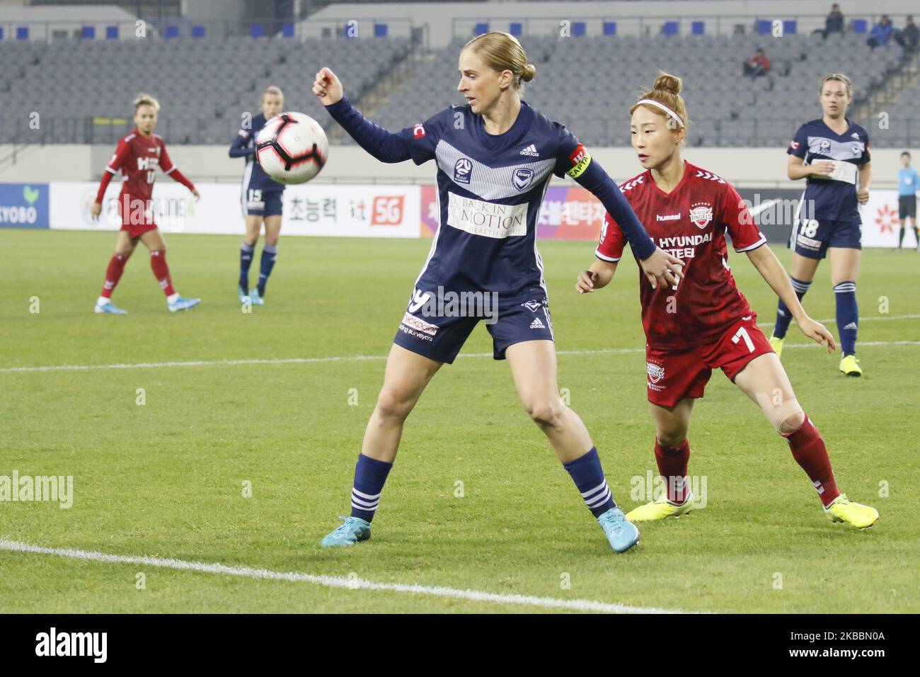 Natasha Dowie of Melbourne Victory and Lee Young Ju of Incheon Hyundai Steel Red Angels action during during an Women's Club Championship 2019-FIFA/AFC Pilot Tournamant Melbourne Victory V Incheon Hyundai Steel Red Angels at Yongin Citizens Sports Park in Yongin, South Korea, on November 26, 2019. Match Won Incheon Hyundai Steel Red Angels, Score by 4-0. (Photo by Seung-il Ryu/NurPhoto) Stock Photo