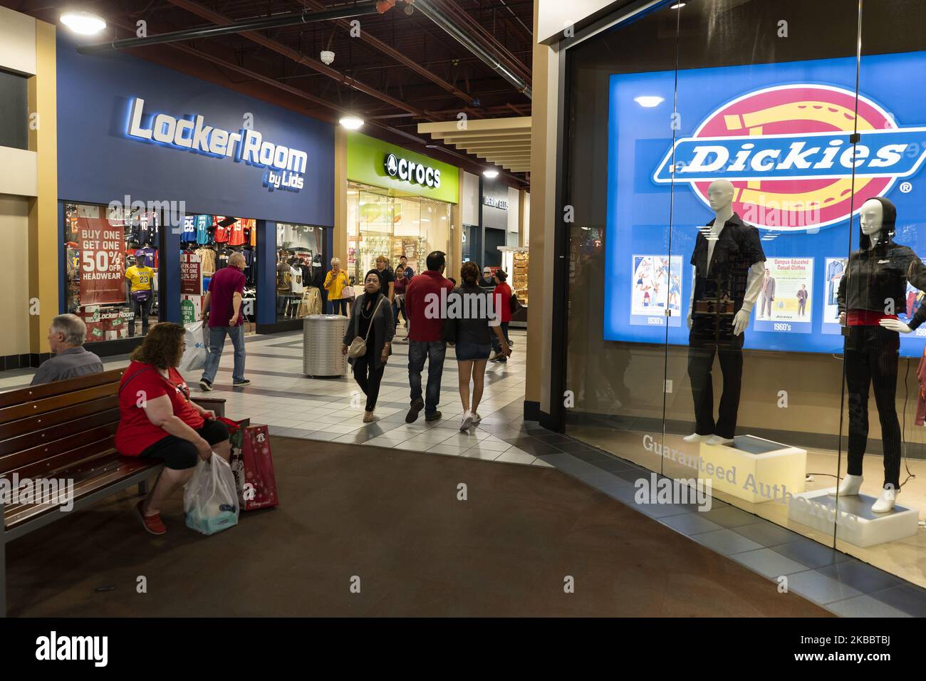 Las vegas south premium outlets hi-res stock photography and images - Alamy
