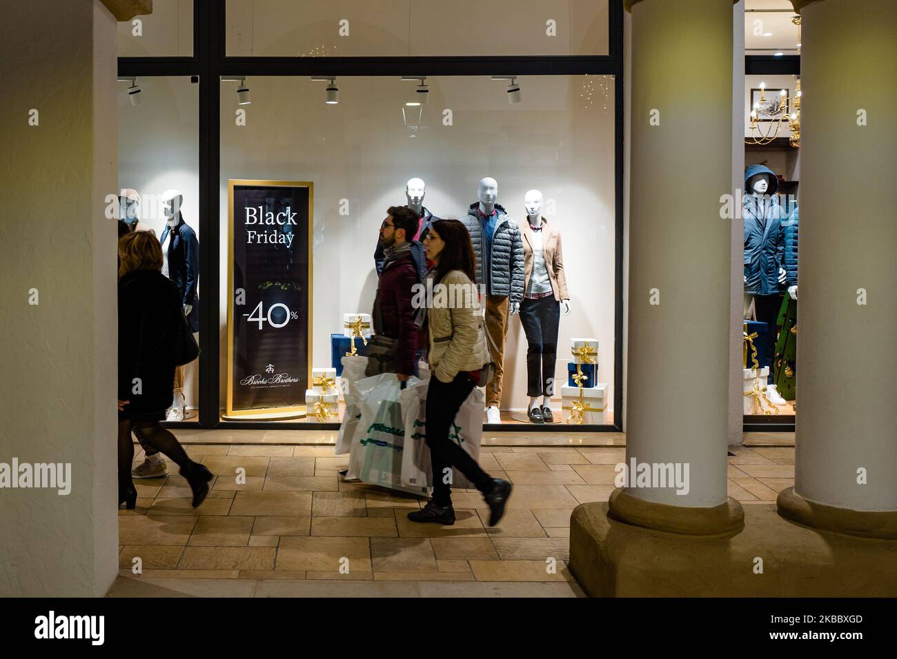 Shopping center of puglia outlet village hires stock photography and