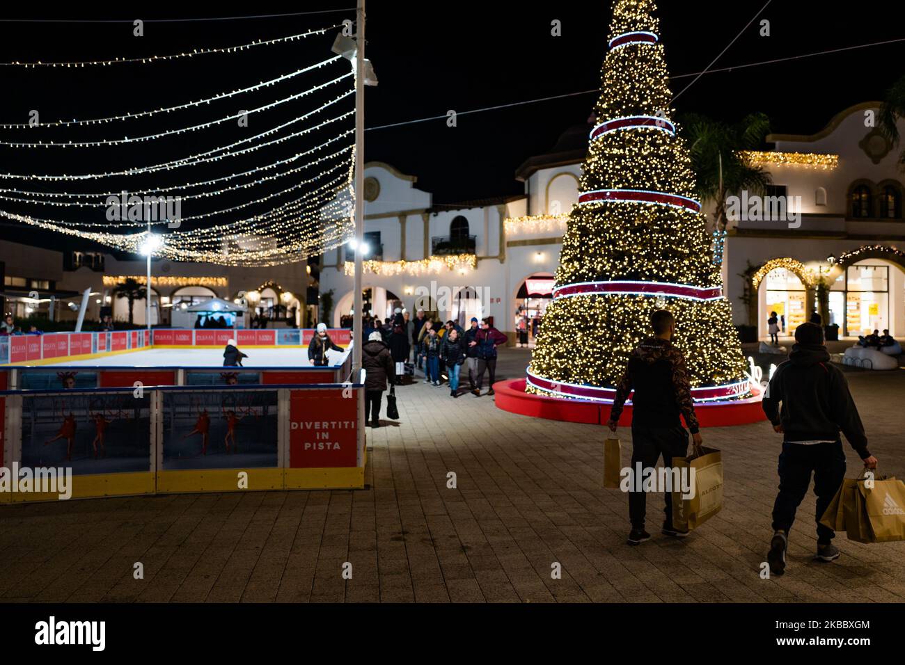 Puglia outlet village hires stock photography and images Alamy