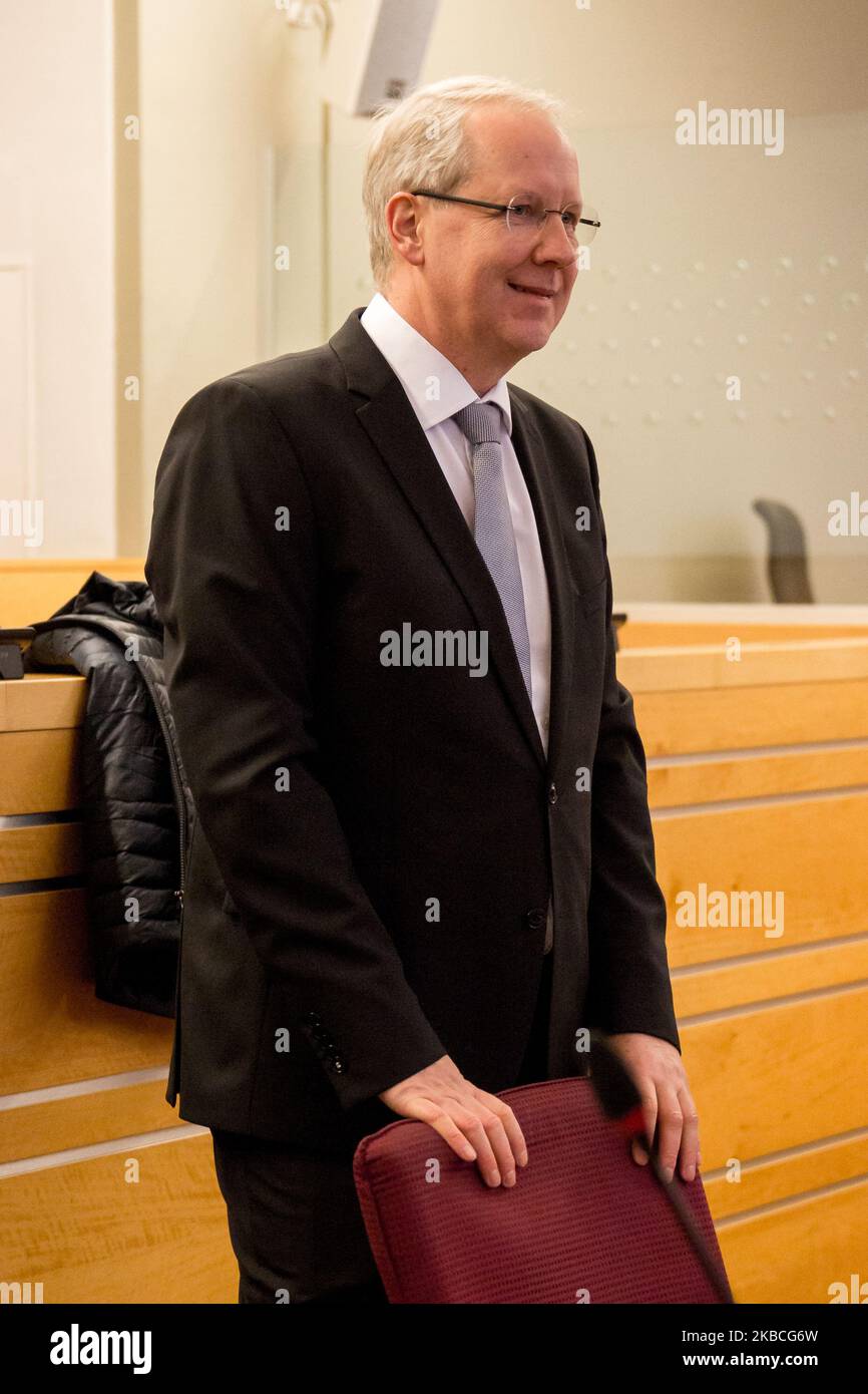 Stefan Schostok prior to the start of the trial in the City Hall affair on 10 December 2019 in Hanover. The accused are the former mayor Stefan Schostok, the former head of the personnel and culture department Harald Härke and the ex-OB office manager Frank Herbert. The public prosecutor's office accuses the three defendants of serious breach of trust. (Photo by Peter Niedung/NurPhoto) Stock Photo