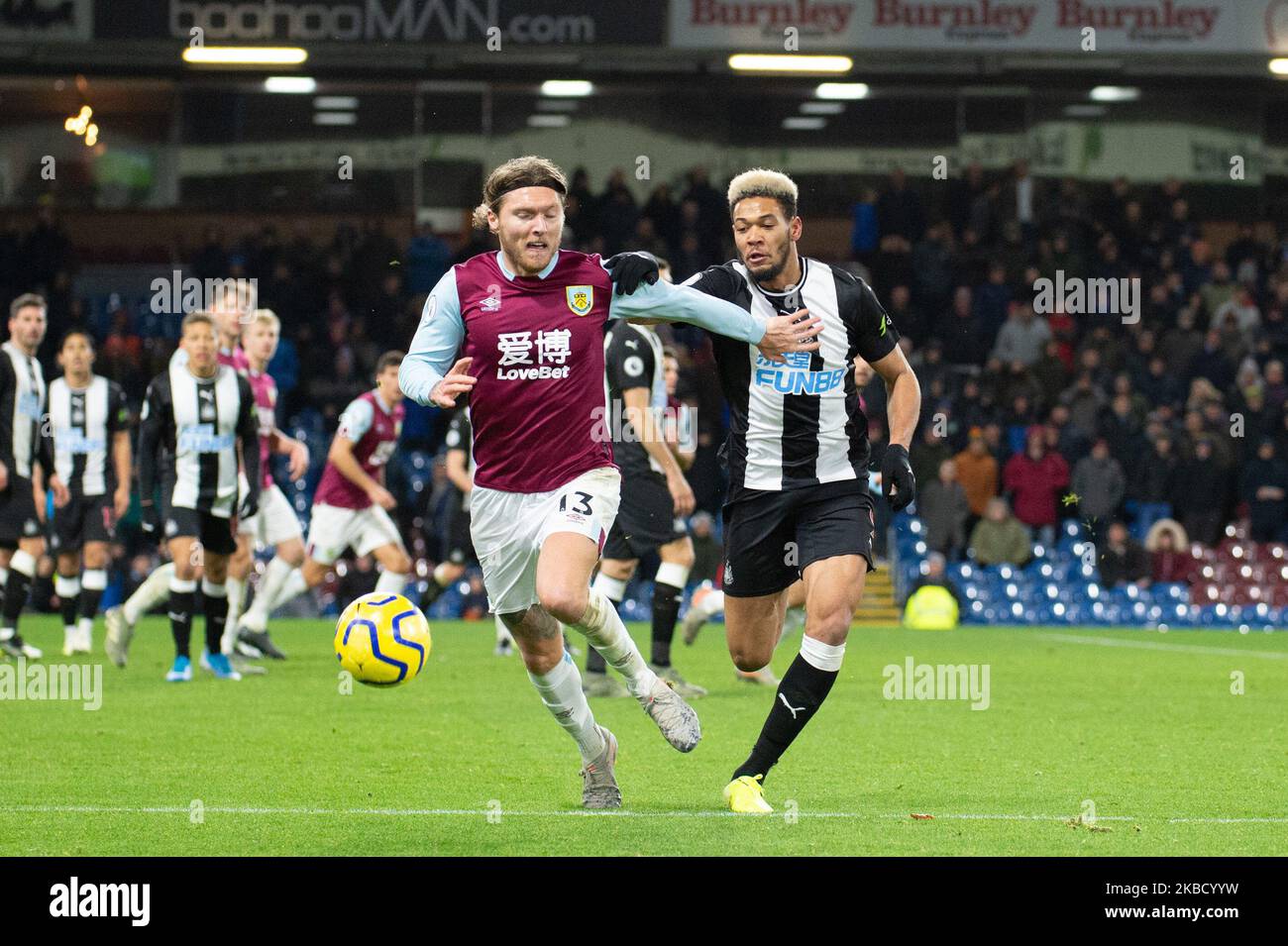 Joelinton of Newcastle United and Jeff Hendrick of Burnley battle during the Premier League match between Burnley and Newcastle United at Turf Moor, Burnley on Saturday 14th December 2019. (Photo by Pat Scaasi/MI News/NurPhoto ) Stock Photo
