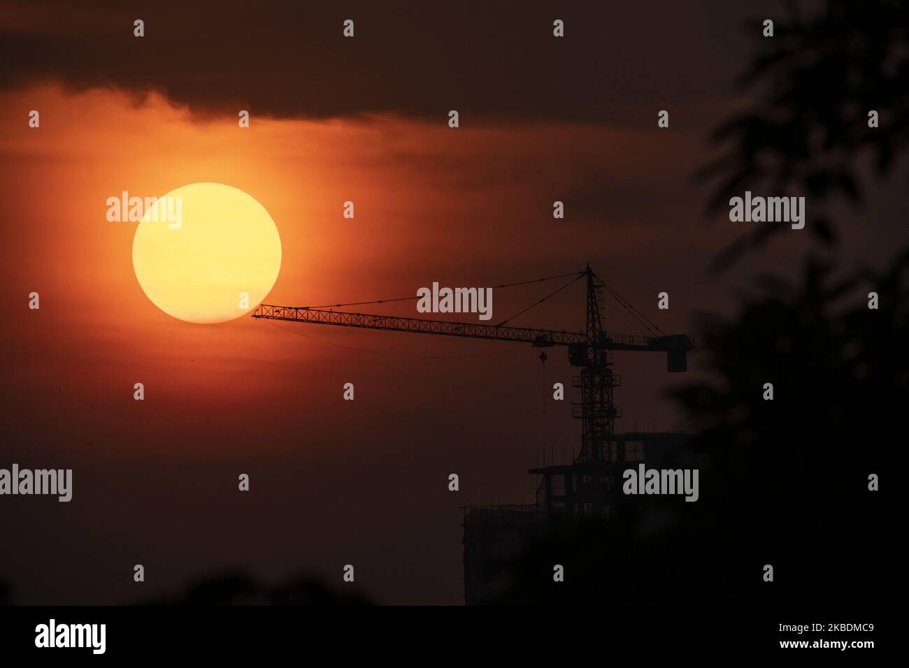The sun is set during the last day of the year in Yangon, Myanmar on 31 December, 2019. (Photo by Shwe Paw Mya Tin/NurPhoto) Stock Photo