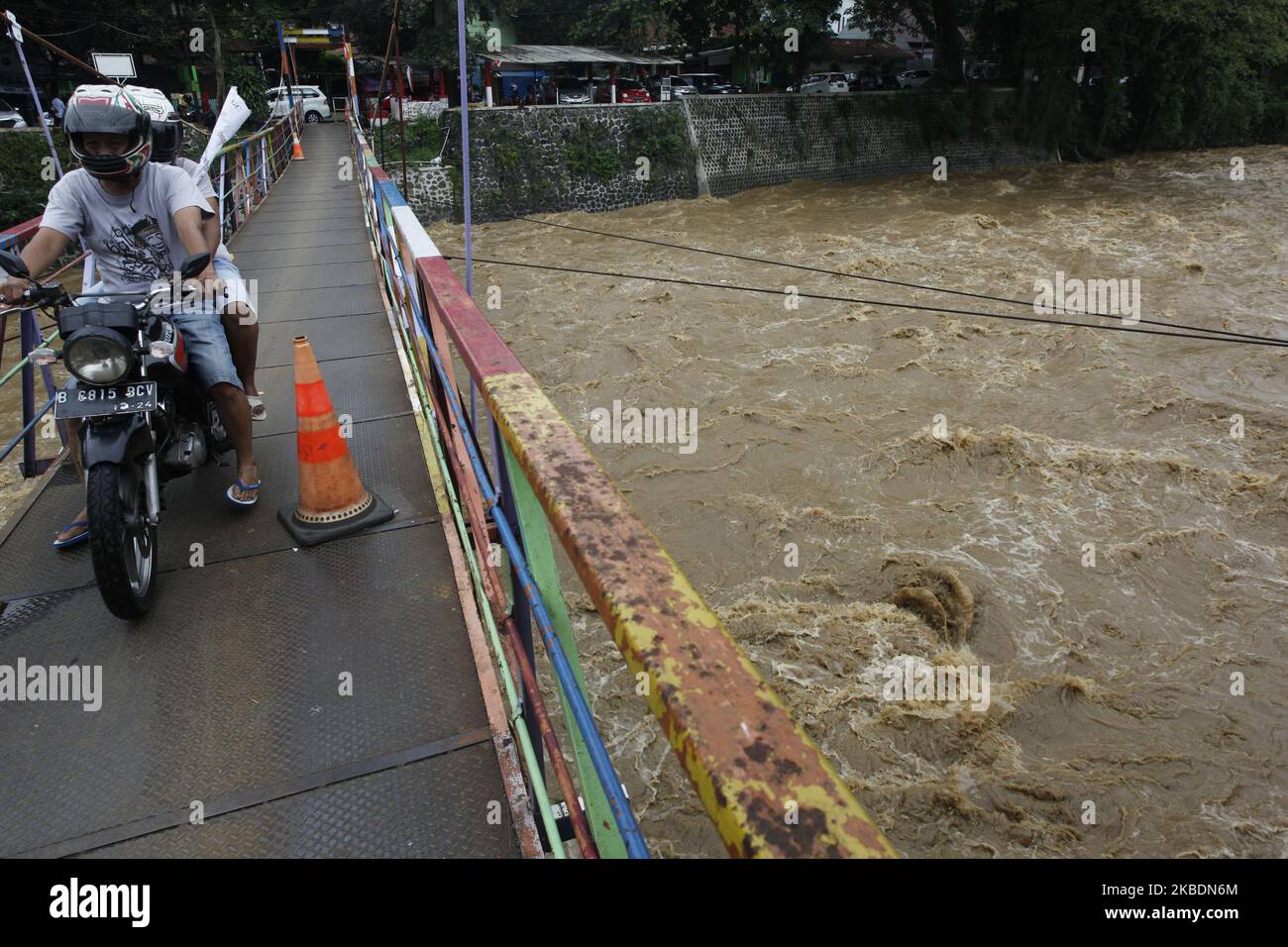 Ciliwung river water level rise hi-res stock photography and images - Alamy