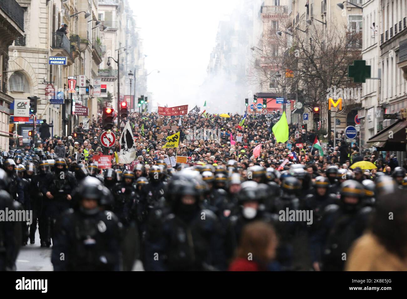 Protestors take to the street during a demonstration in Paris, on January 9, 2020, on the 36th day of a nationwide multi-sector strike against French government's pensions overhaul. (Photo by Michel Stoupak/NurPhoto) Stock Photo