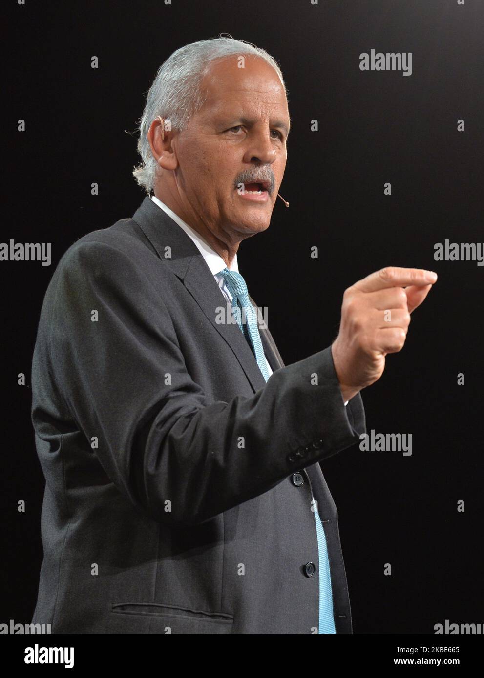 Stedman Graham, a leadership expert and NY Times best-selling author ...