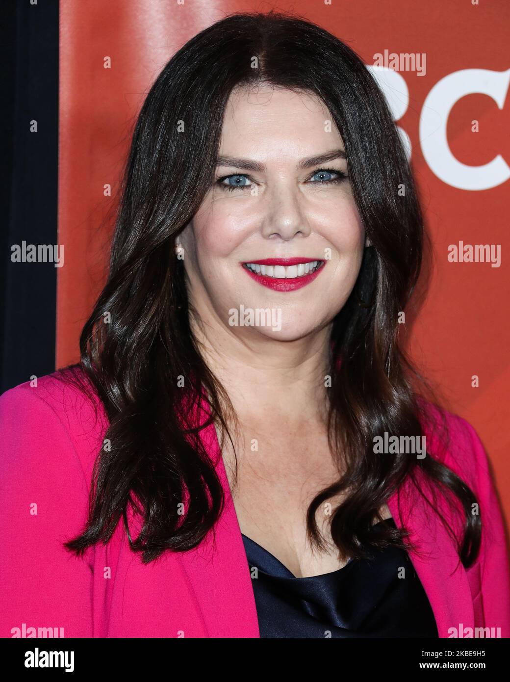 Pasadena, Los Angeles, California, Usa - January 11: Lauren Graham 