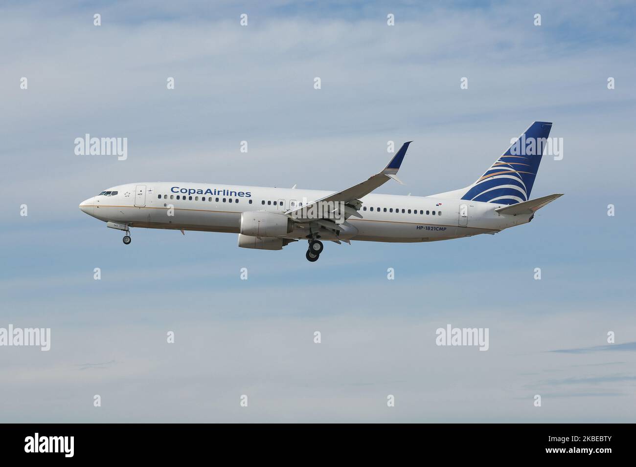 Copa Airlines Boeing 737-800, a 737NG variant, specifically 737-8V3(WL) aircraft as seen on final approach with landing gear extended, landing at New York John F. Kennedy JFK International Airport. The airplane has the registration HP-1821CMP and 2x CFMI jet engines. CopaAirlines CM CMP, Compañía Panameña de Aviación in Spanish, is the flag carrier of Panama, based with a hub at Tocumen Int. Airport PTY MPTO in Panama City, The airline is a member of Star Alliance aviation alliance. NYC, USA - November 14, 2019 (Photo by Nicolas Economou/NurPhoto) Stock Photo