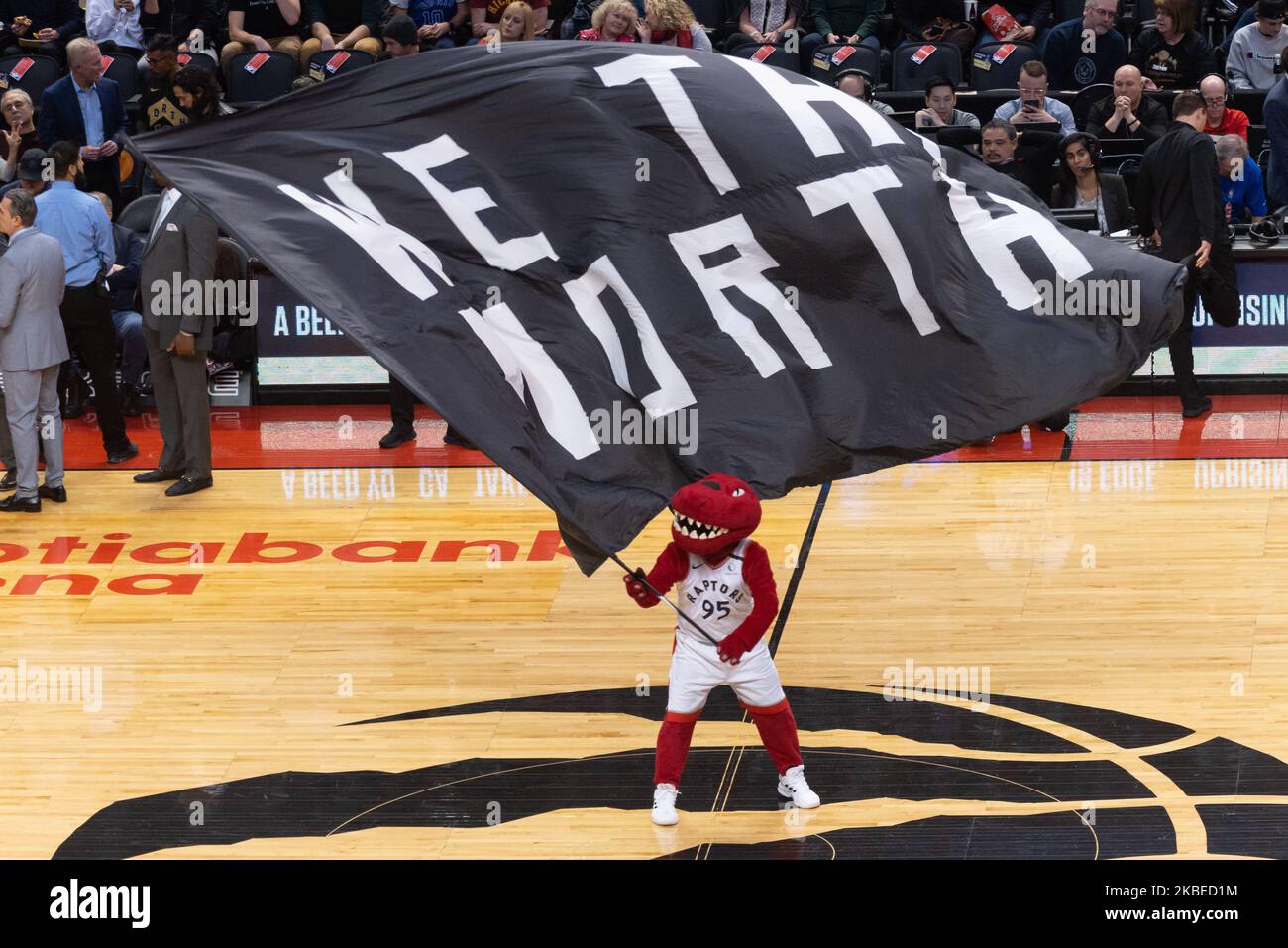 Toronto Raptors mascot with the flag before the Toronto Raptors vs San Antonio Spurs NBA regular season game at Scotiabank Arena on January 12, 2020 in Toronto, Canada (San Antonio Spurs won 105-104) (Photo by Anatoliy Cherkasov/NurPhoto) Stock Photo