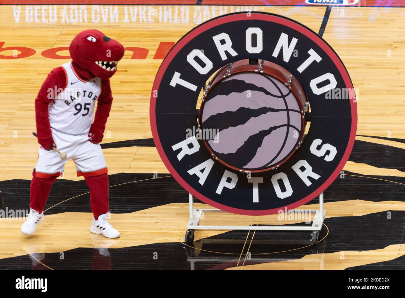 Toronto Raptors mascot near the drum before the Toronto Raptors vs San Antonio Spurs NBA regular season game at Scotiabank Arena on January 12, 2020 in Toronto, Canada (San Antonio Spurs won 105-104) (Photo by Anatoliy Cherkasov/NurPhoto) Stock Photo