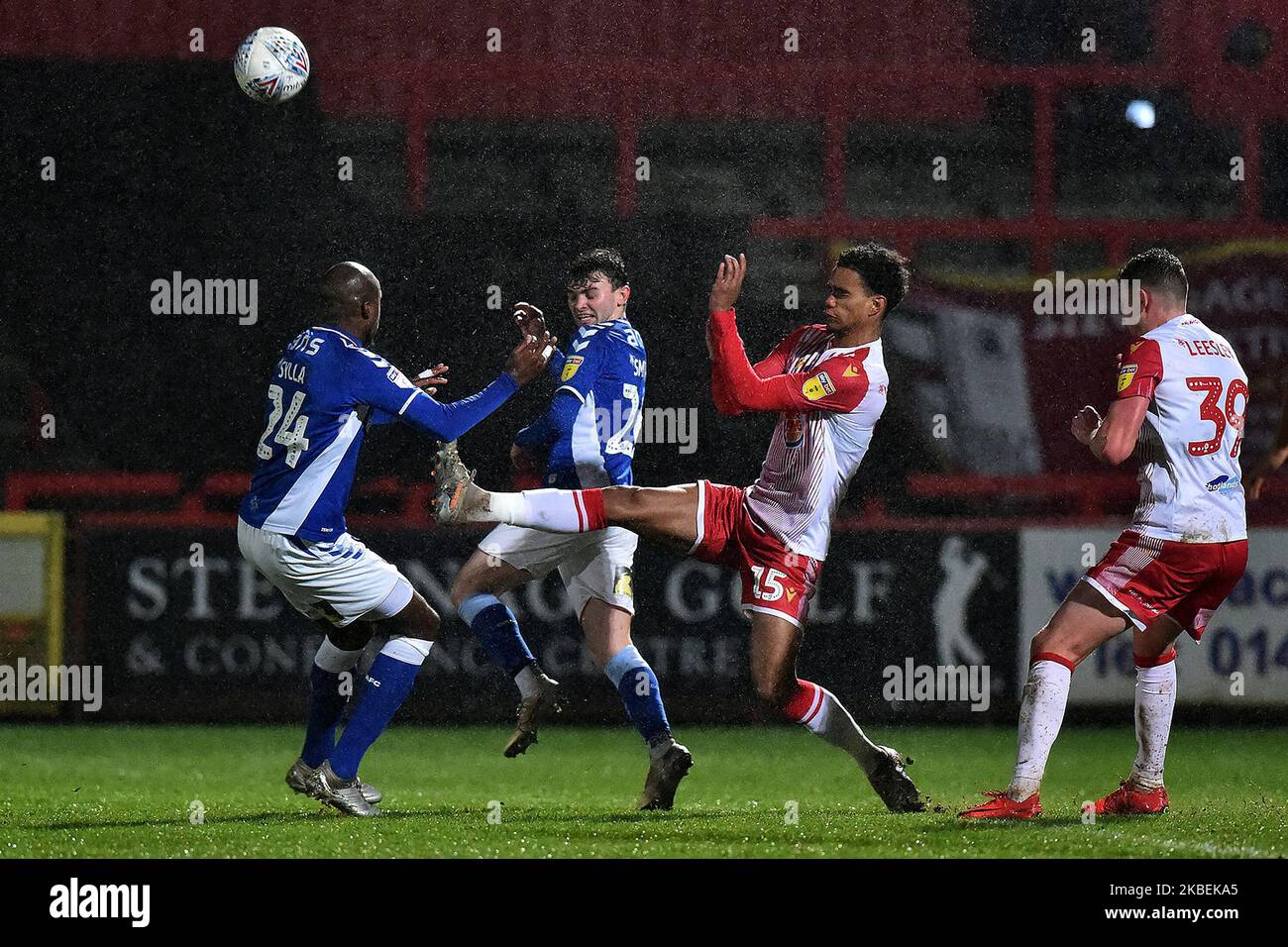 Mohamed Sylla of Oldham Athletic and Jonny Smith of Oldham Athletic and Terence Vancooten of Stevenage during the Sky Bet League 2 match between Stevenage and Oldham Athletic at the Lamex Stadium, Stevenage on Tuesday 14th January 2020. (Photo by Eddie Garvey/MI News/NurPhoto) Stock Photo