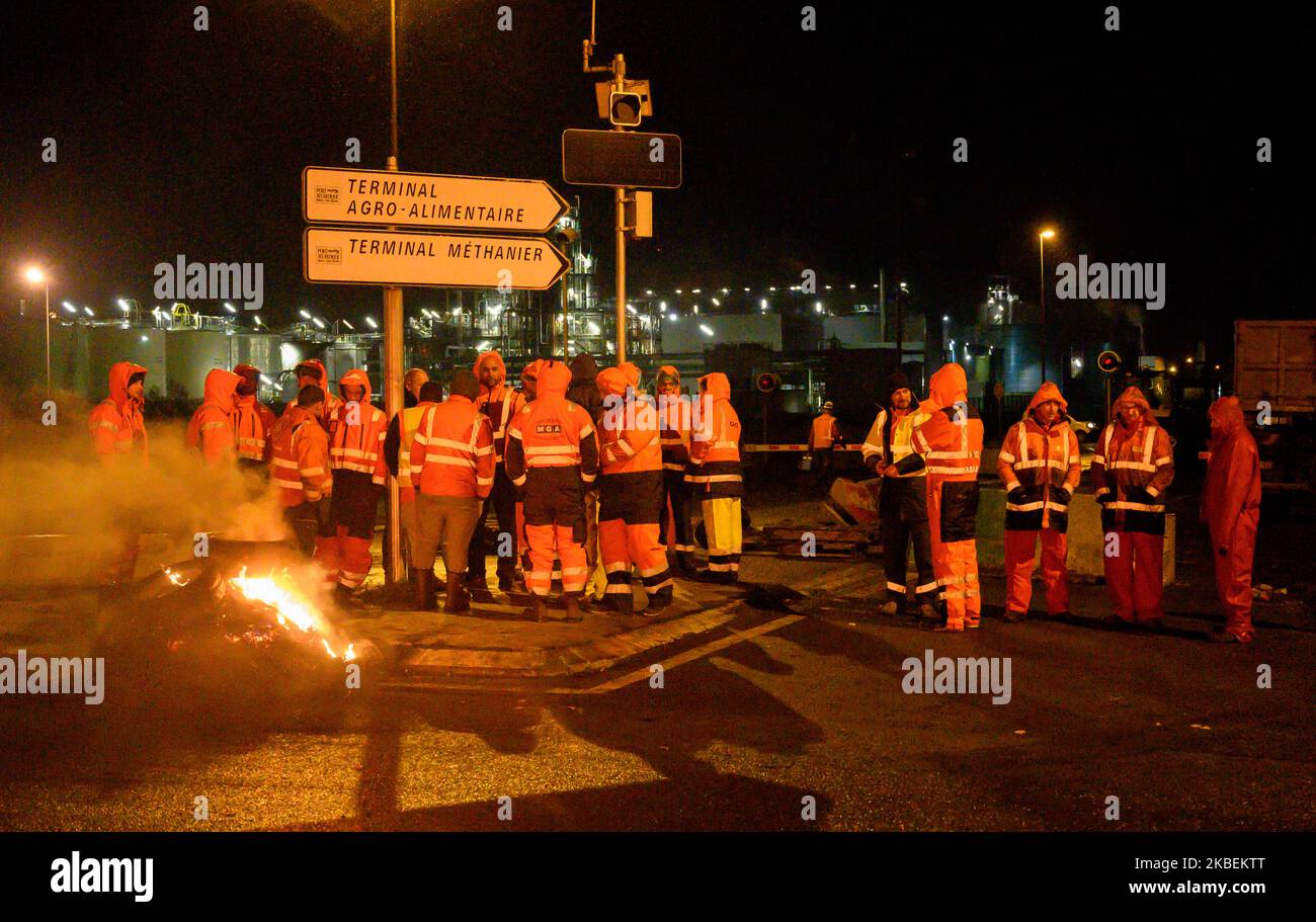 New protest against Macron's Retirement Reform In Loire-Atlantique, France on January 15, 2020. The strikers mobilized for 42 days against the pension reform blocked access to the Port of Saint-Nazaire. (Photo by Estelle Ruiz/NurPhoto) Stock Photo