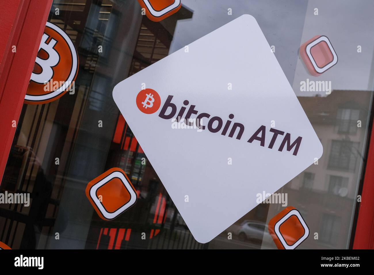Speculative bitcoin hi-res stock photography and images - Alamy