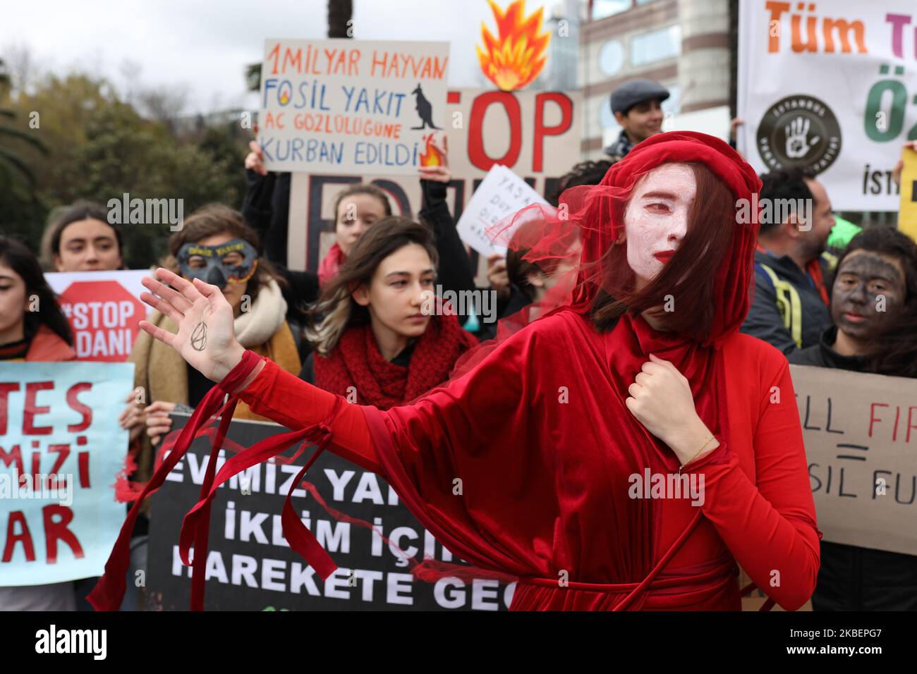 Students in Istanbul gathered for a protest in front of the Australian Consulate in Istanbul on January 17, 2020, in relation to the recent fires in Australia and the climate crisis. The demonstration was organized by Fridays for Future Turkey, and was supported by the ecologist groups Extinction Rebellion Turkey, Zero Future Campaign, HAYDI, Istanbul Vegan Initiative and Eco Student. Representation of the Red Brigades seen during the demonstration. (Photo by Erhan Demirtas/NurPhoto) Stock Photo