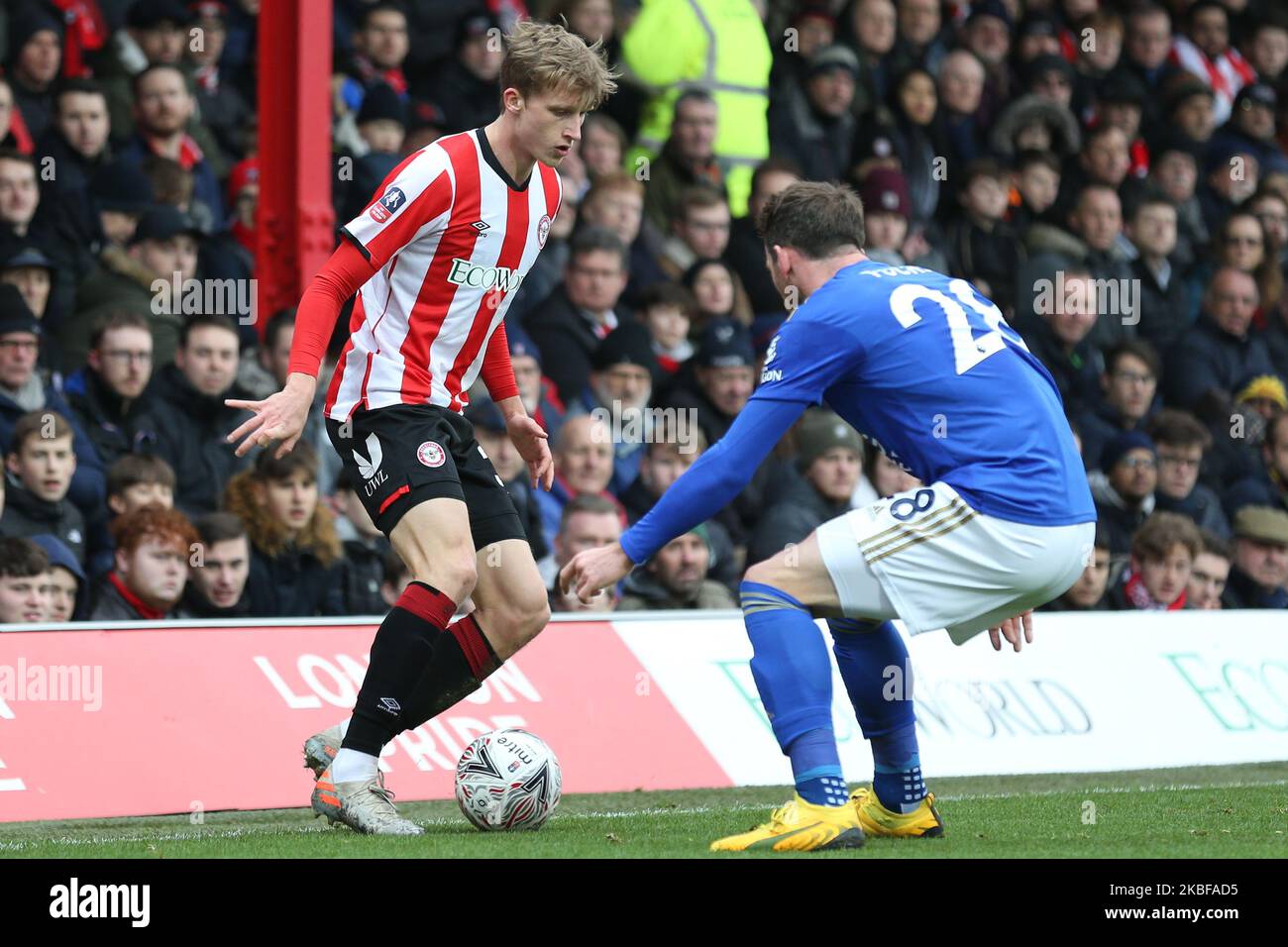 Mads Roerslev Rasmussen of Brentford taking on Christian Fuchs of Leicester City during the FA Cup match between Brentford and Leicester City at Griffin Park, London on Saturday 25th January 2020. (Photo by Jacques Feeney/MI News/NurPhoto) Stock Photo