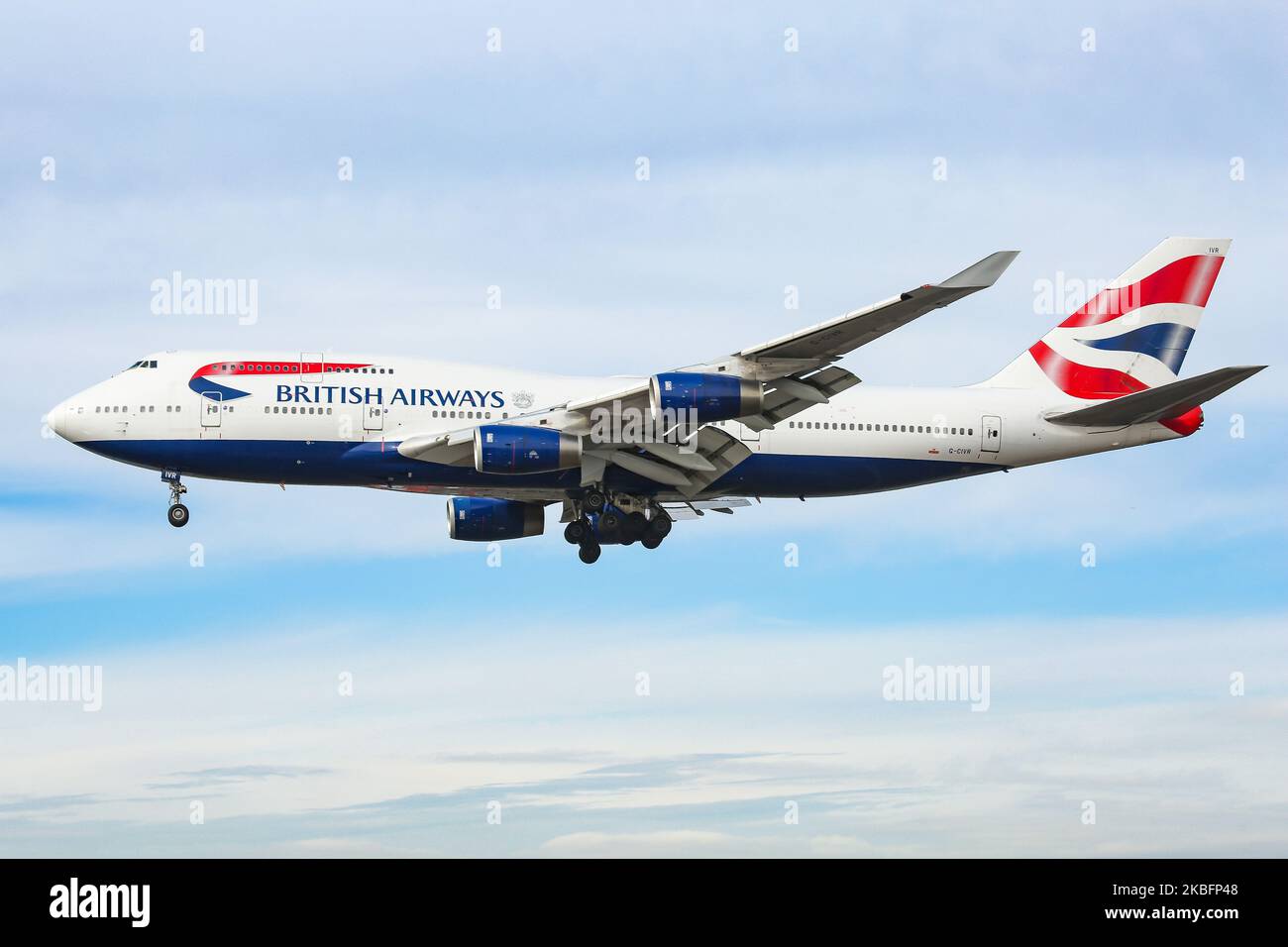 Long haul flight british airways hi-res stock photography and images - Page  2 - Alamy