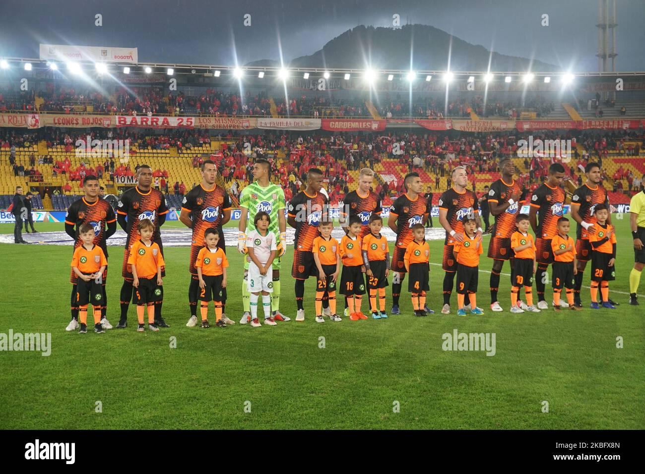 The Envigado team line-up before the game against Independiente Santa Fe by matchdate 2 of the BetPlay League DIMAYOR on 30 January 2020 in Bogota, Colombia (Photo by Daniel Garzon Herazo/NurPhoto) Stock Photo