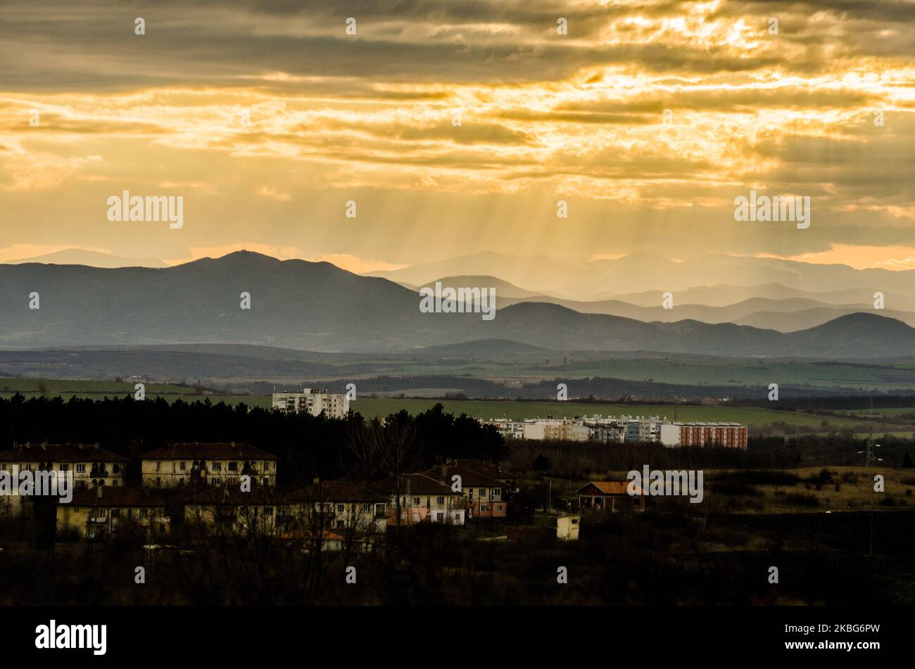 Sunset is seen over the city of Dimitrovgrad, Bulgaria on February 03, 2020 (Photo by Hristo Rusev/NurPhoto) Stock Photo