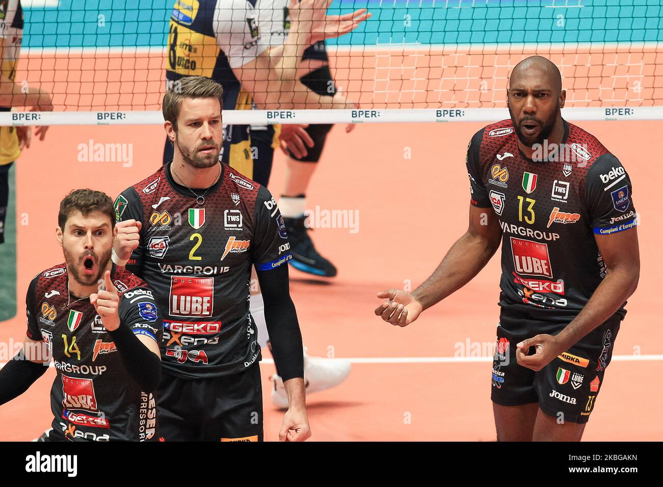 MOSSA DE REZENDE Bruno, KOVAR Jiri and SIMON Robertlandy during the Italian Men's Volleyball League match between Leo Shoes Modena and Cucine Lube Civitanova at Palapanini on February 5, 2020 in Modena, Italy. (Photo by Emmanuele Ciancaglini/NurPhoto) Stock Photo