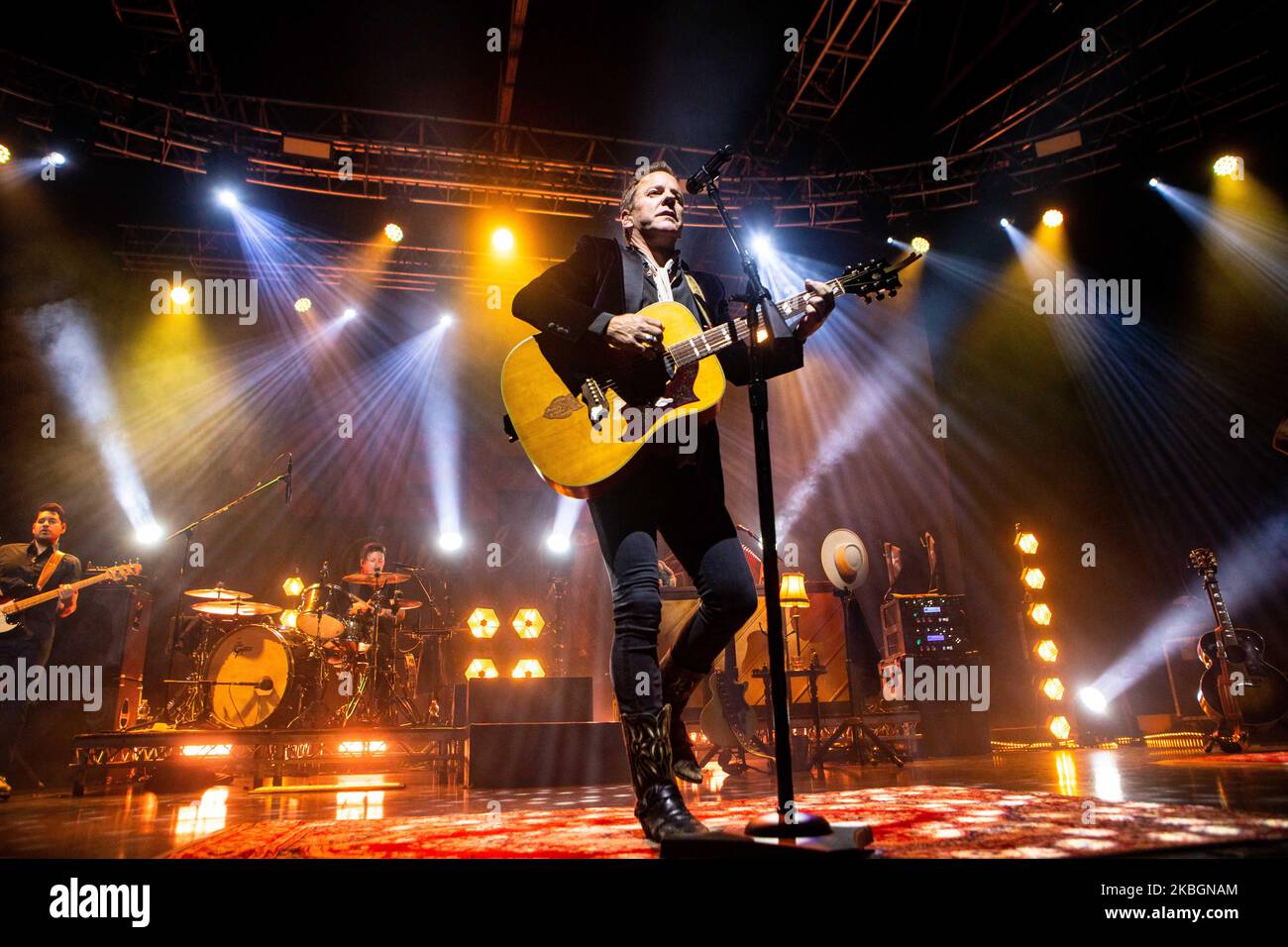 Kiefer Sutherland performs live at Fabrique in Milan, Italy, on February 09 2020 (Photo by Mairo Cinquetti/NurPhoto) Stock Photo