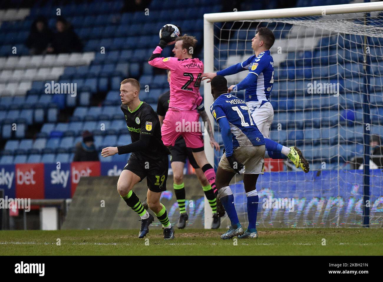 Zak Dearnley of Oldham Athletic and Lewis Thomas of Forest Green Rovers during the Sky Bet League 2 match between Oldham Athletic and Forest Green Rovers at Boundary Park, Oldham on Saturday 15th February 2020. (Photo by Eddie Garvey/MI News/NurPhoto) Stock Photo