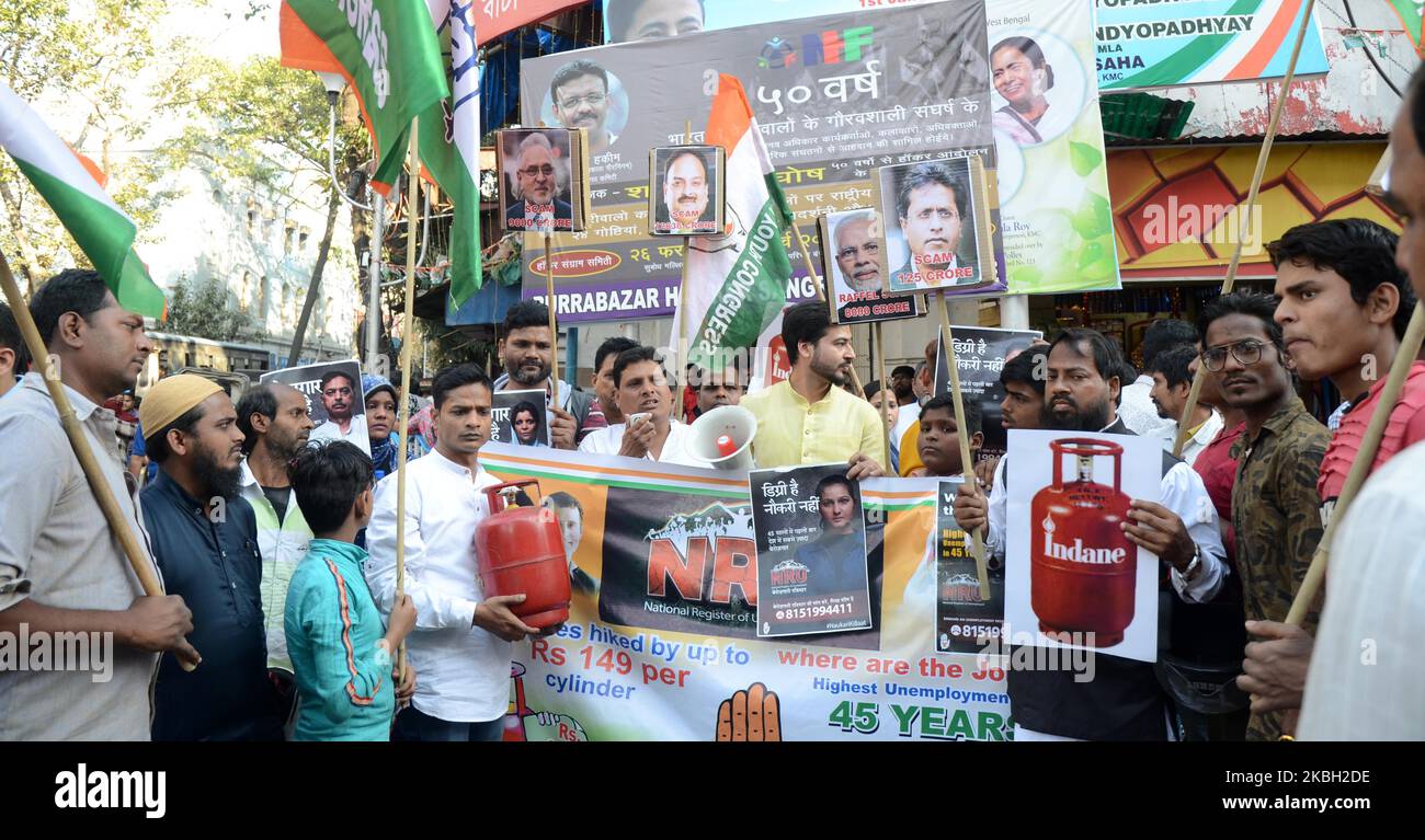 Members of the Indian Youth Congress staged a protest against the LPG price hike in Kolkata, India on 15th February 2020. (Photo by Sonali Pal Chaudhury/NurPhoto) Stock Photo