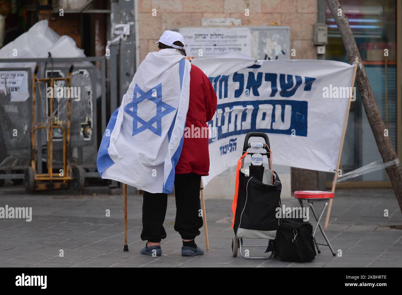 Likud political party campaigner seen near the entrance to Mahane Yehuda market. Israelis head to the polls for the third election in less than a year on March 2nd. On Monday, February 24, 2020, in Jerusalem, Israel. (Photo by Artur Widak/NurPhoto) Stock Photo