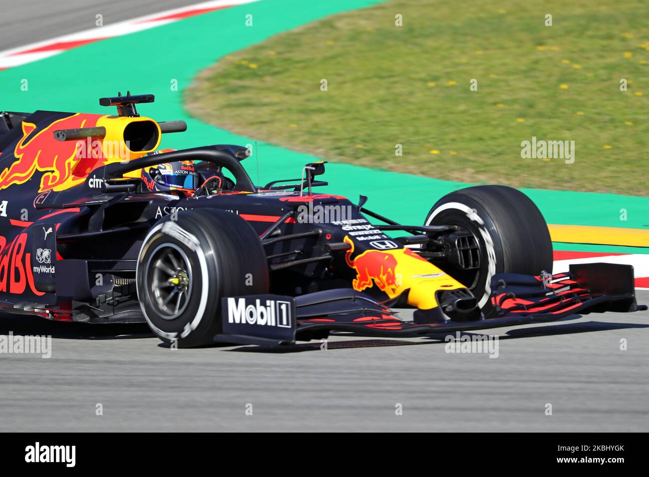 Alexander Albon and the Aston Martin Red Bull RB 16 during the day 4 of the formula 1 testing, on 26 February 2020, in Barcelona, Spain. -- (Photo by Urbanandsport/NurPhoto) Stock Photo