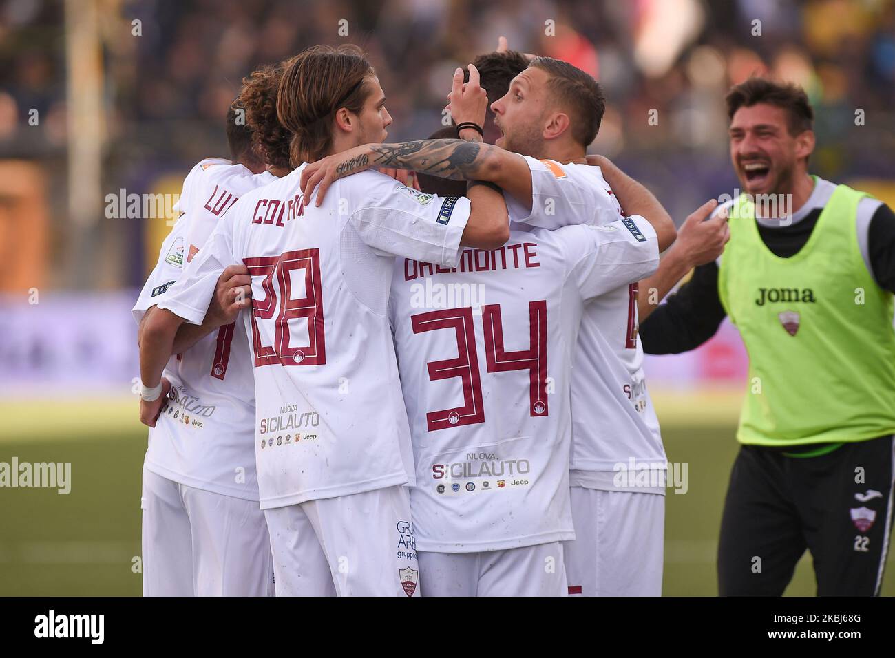 Stefano Pettinari of Trapani Calcio celebrates after scoring during the Serie B match between Juve Stabia and Trapani Calcio at Stadio Romeo Menti Castellammare di Stabia Italy on 29 February 2020. (Photo by Franco Romano/NurPhoto) Stock Photo