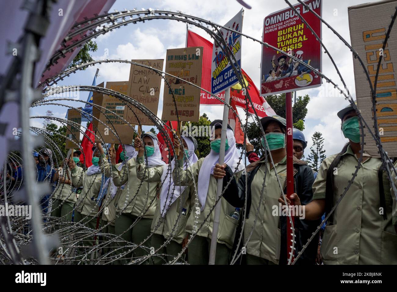 A number of workers who are members of the Trade Union rallied in the